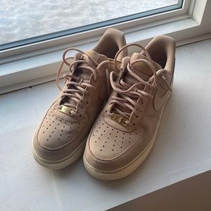 Womens Size 9.5 Suede AF1